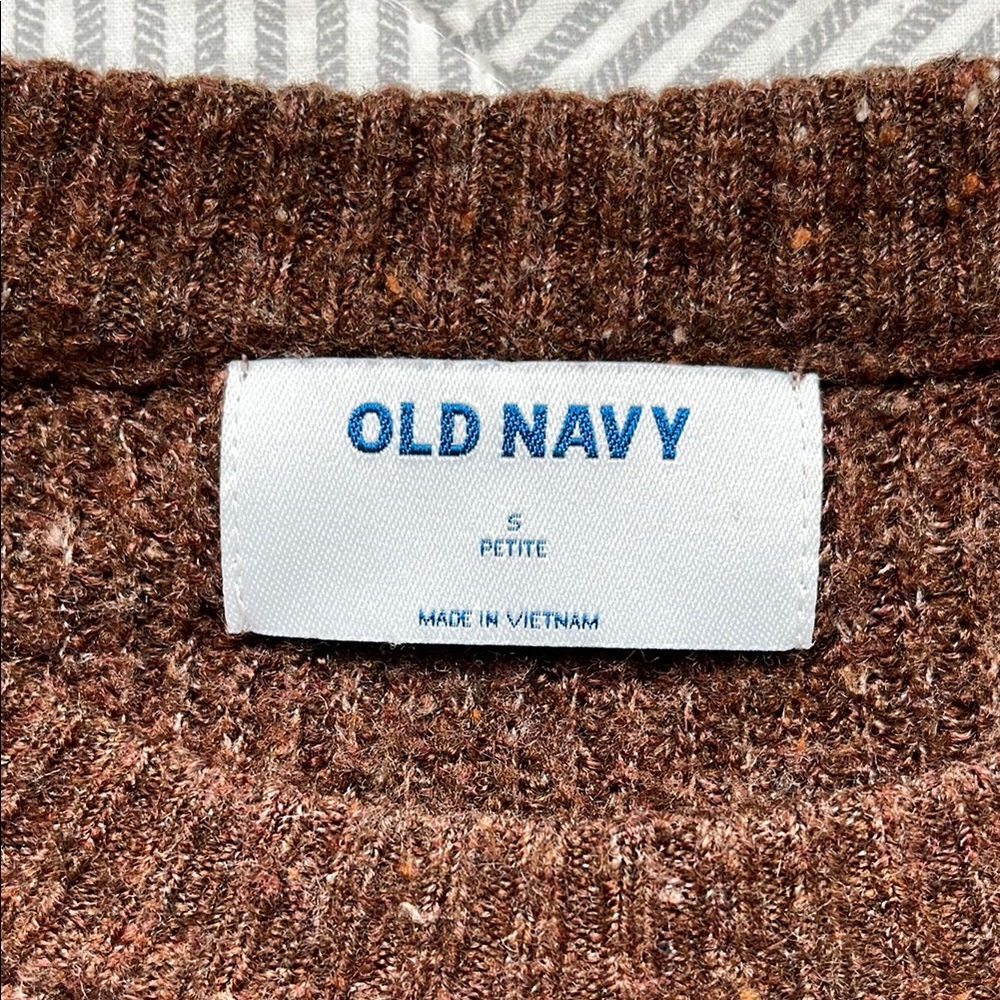 Old Navy Cozy Brown Crewneck Sweater - Picture 3 of 6